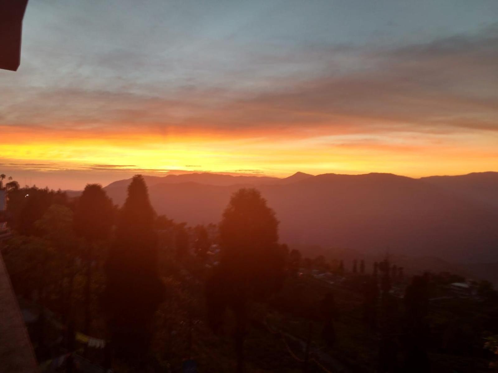 Swabhumi Homestay Kurseong Buitenkant foto